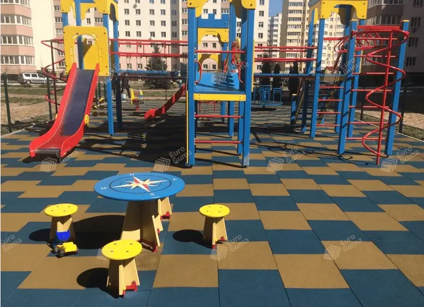 Резиновая плитка на Детских площадках